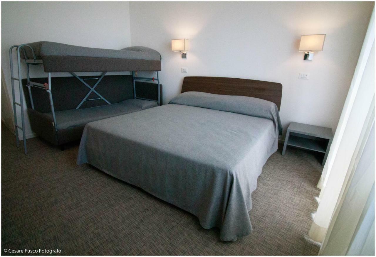 Hotel Caraibi 米兰马瑞提那 外观 照片