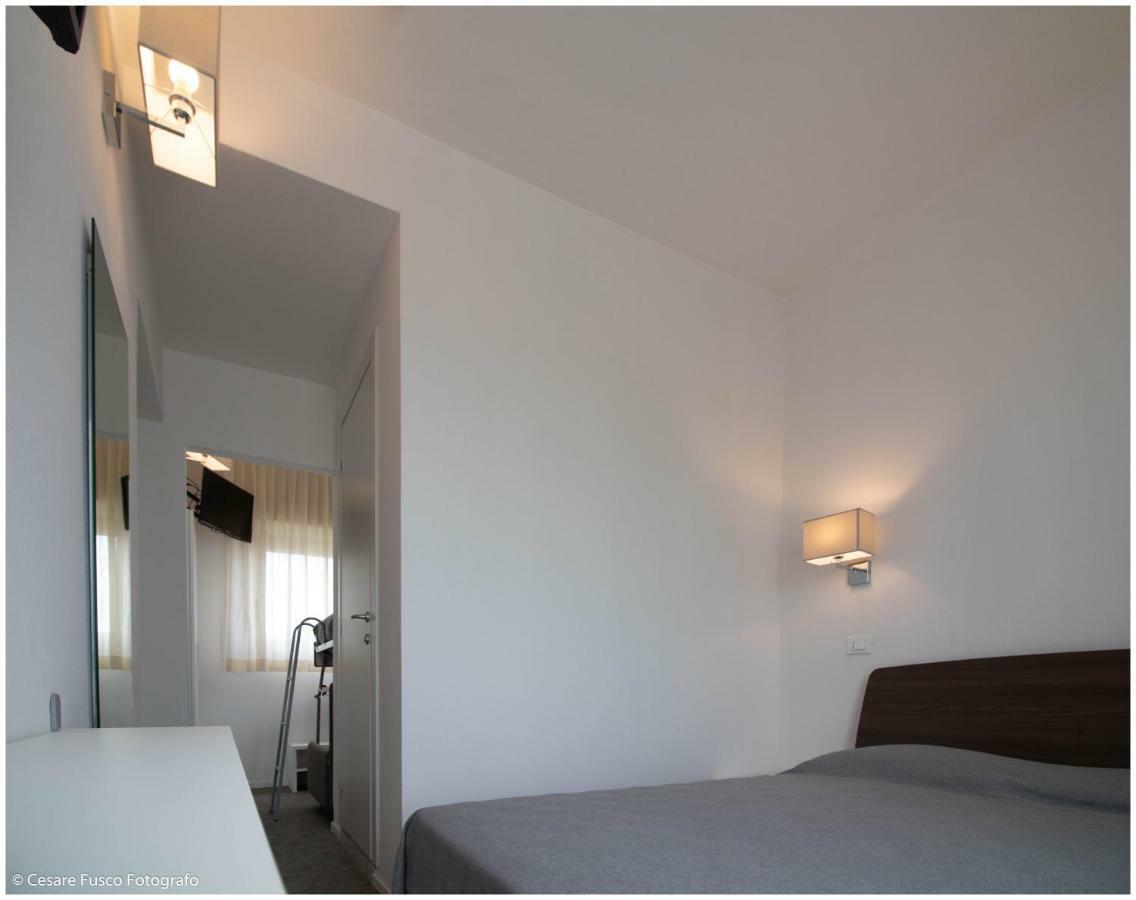 Hotel Caraibi 米兰马瑞提那 外观 照片