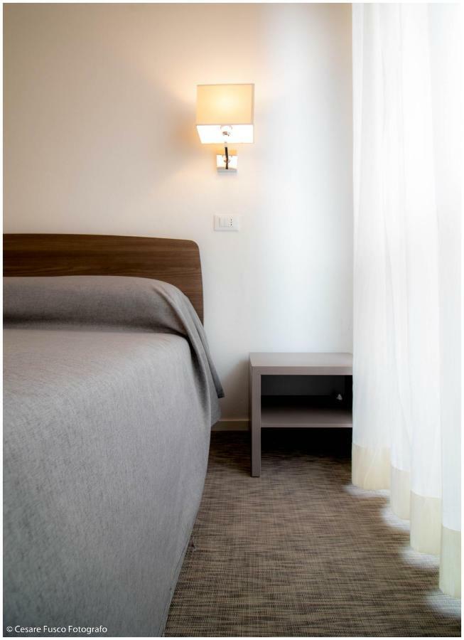 Hotel Caraibi 米兰马瑞提那 外观 照片