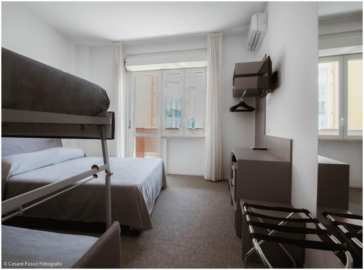 Hotel Caraibi 米兰马瑞提那 外观 照片