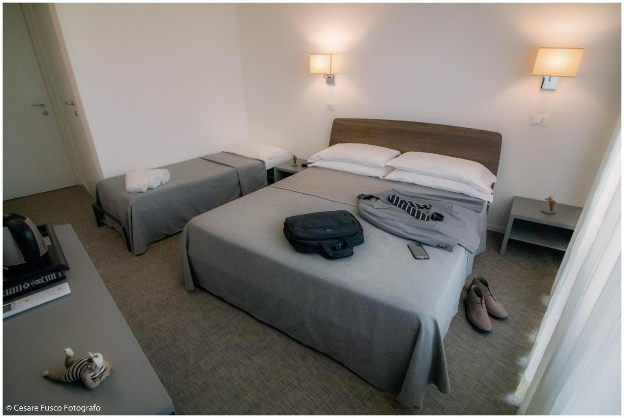 Hotel Caraibi 米兰马瑞提那 外观 照片